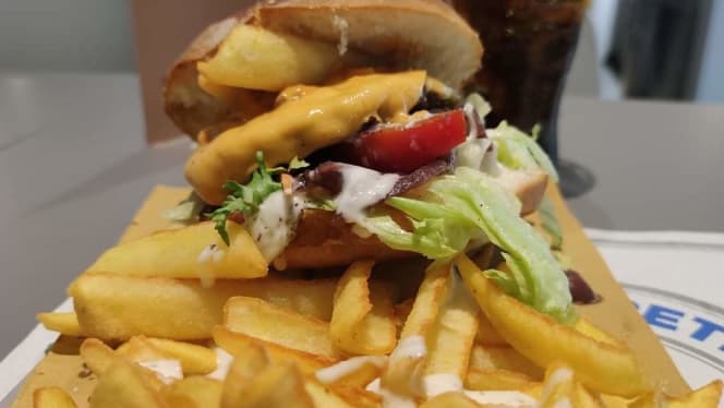 Snoopy - Caffetteria Burger & Chips - 1