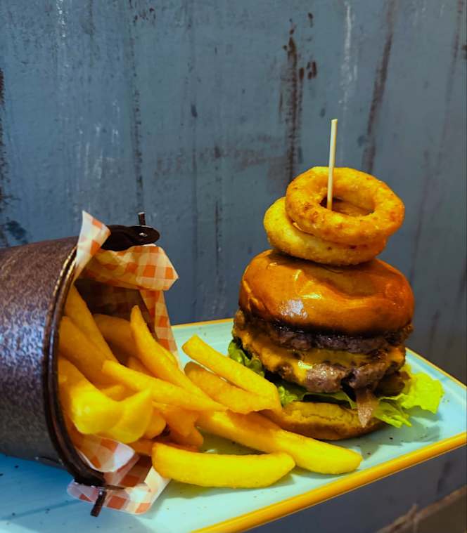 LoCantee Mediterranean Restaurant (Bistro Cafè & Tapas) - 5