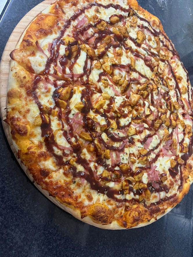 Lucho’s Pizza - 6