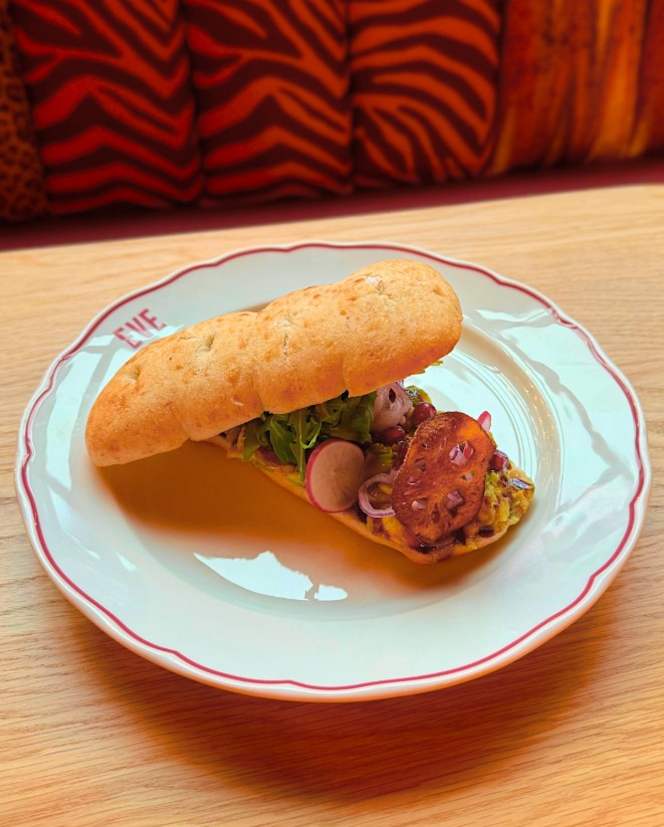 EVE - Foodclub & Bar - 5