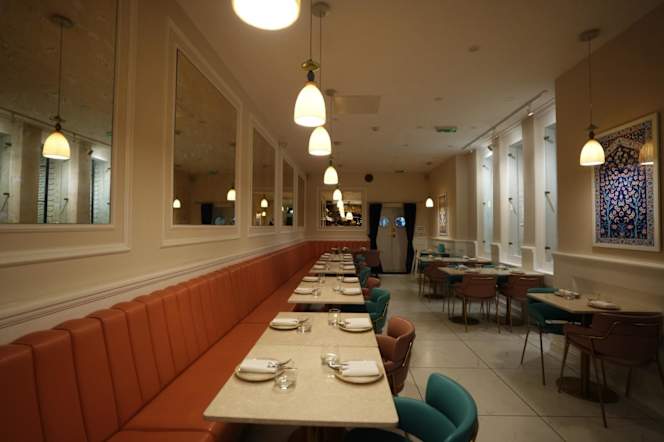 Pinnova Restaurant Teddington - 3