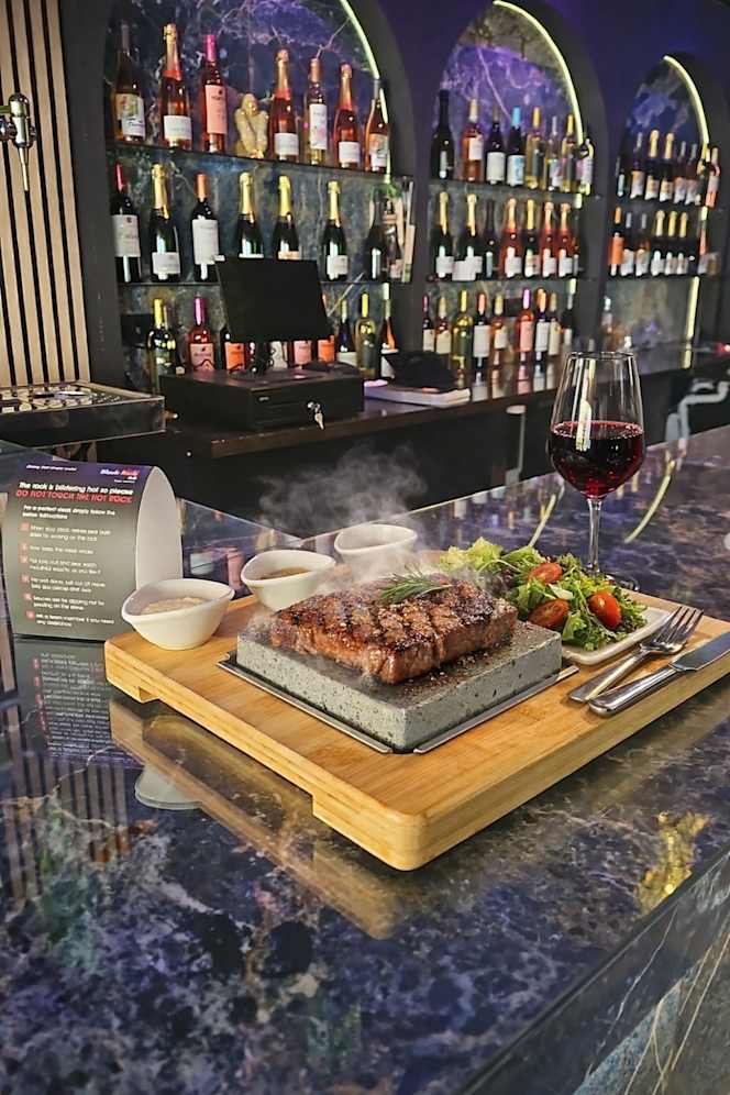 Loco Tamarze Steakhouse - 0