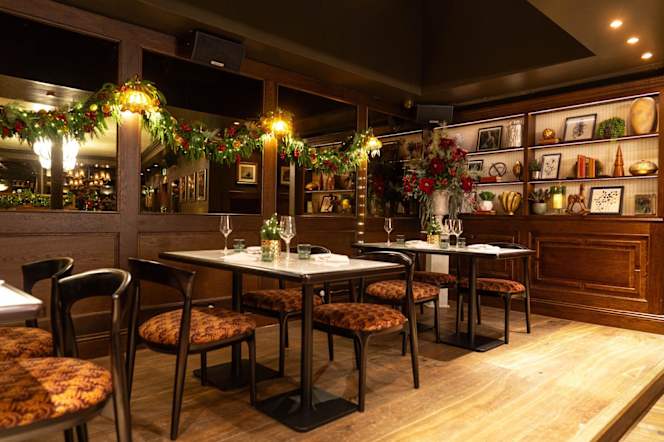 Charlie Browns Hale - 5