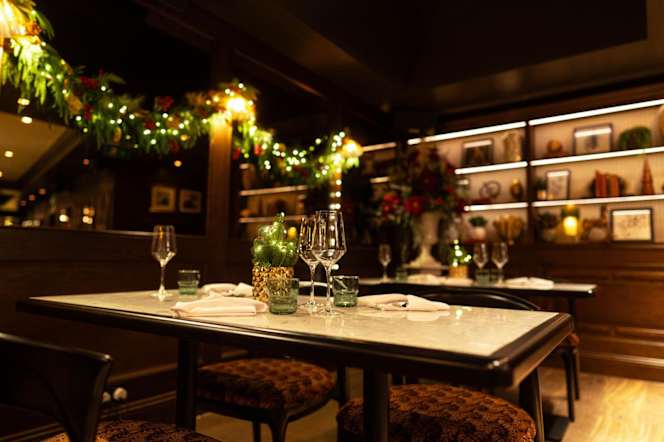 Charlie Browns Hale - 7