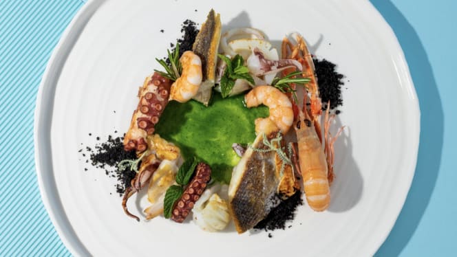 Baia Lounge & Fish Bar - 6