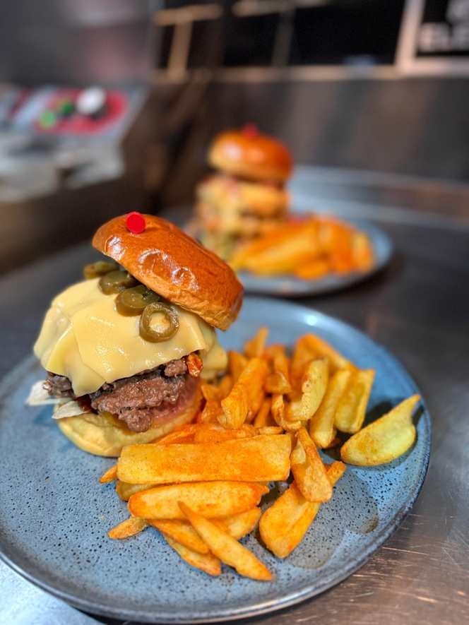 El Callejón Burger - 0