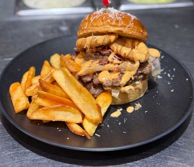 El Callejón Burger - 7