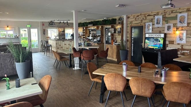 Giethoorn Burgers & Grill - 0