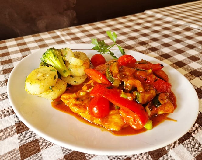 Trattoria La Dolce Vita - 3