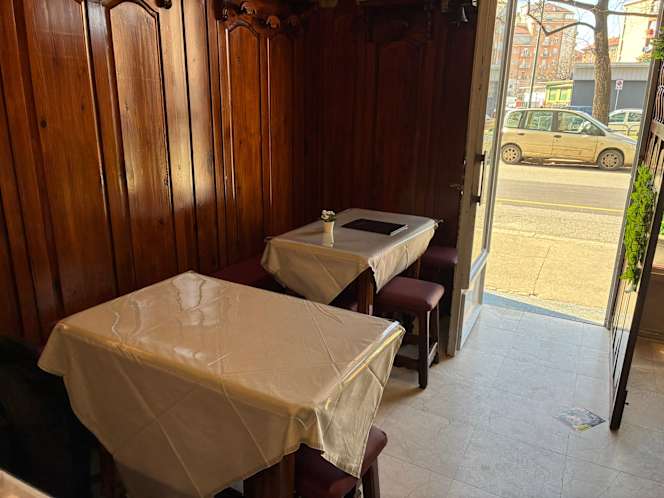 Pizzeria Molto Gusto - 7