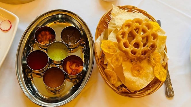 Uruly Bell Restaurant - 4