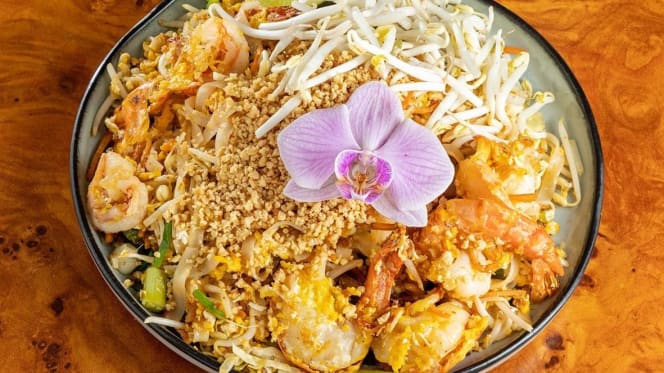 Tuy's Thai Restaurant - 7