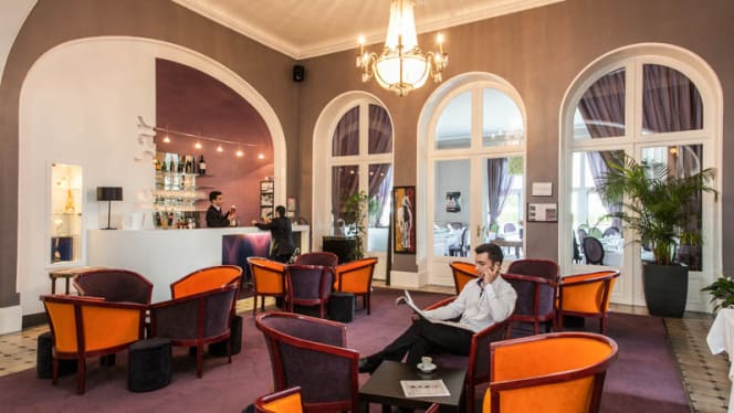 Restaurant Le Cosmopolitain - Hôtel Cosmos & Spa - 6