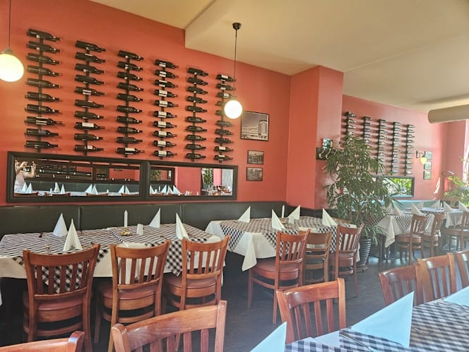 Lichtburg Restaurant - 2