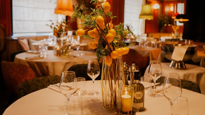 Mamamia Paris (Fine Dining Italian Restaurant with Dj Live) - 3