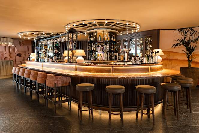 The Living Room & The Kitchen (Valbom) - 1