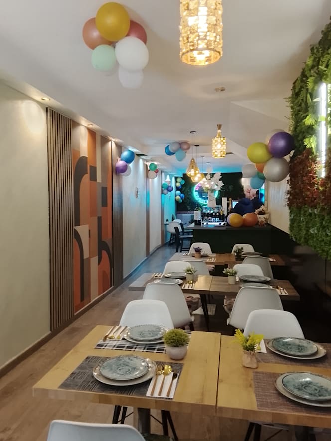 Bombay Lounge - 1
