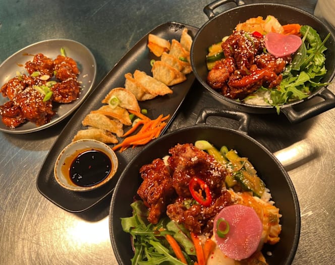 East - Korean Chicken Craft Beer Bar & Restaurant - 1