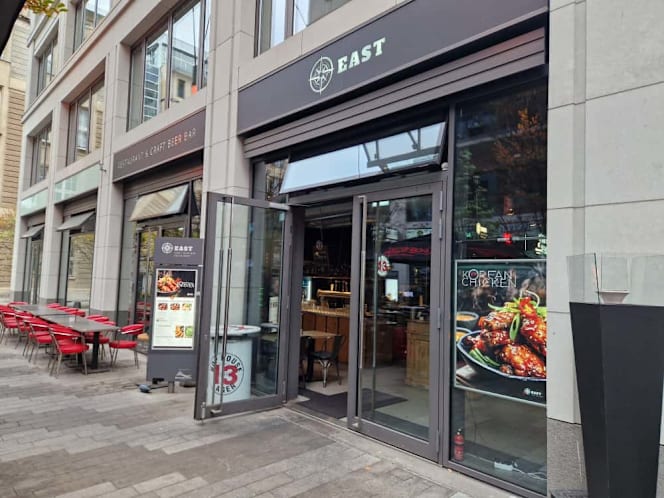 East - Korean Chicken Craft Beer Bar & Restaurant - 5
