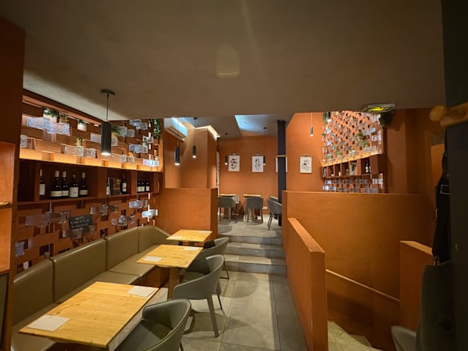 Adam et Eve Cafe - 9