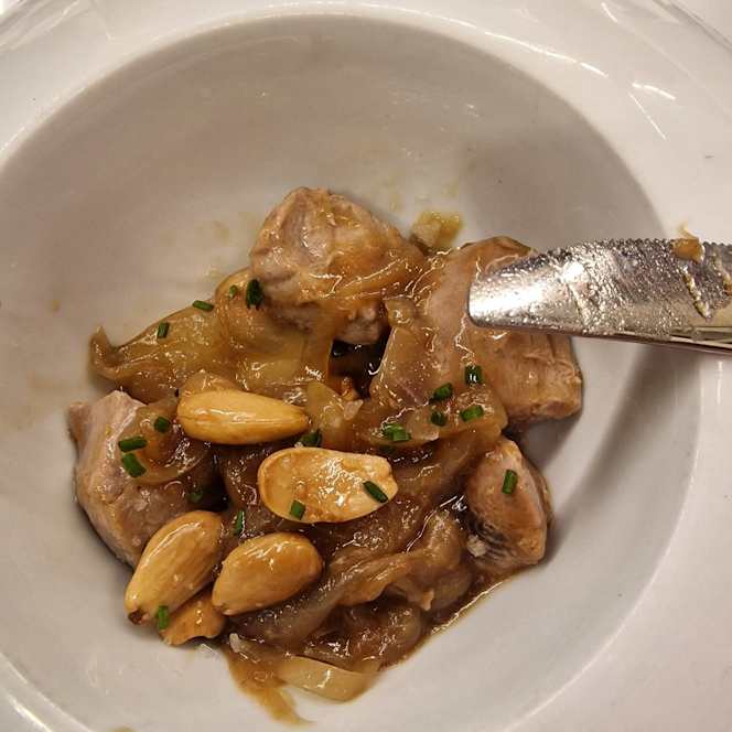 Araboka Casa de Vinos y Comidas - 6