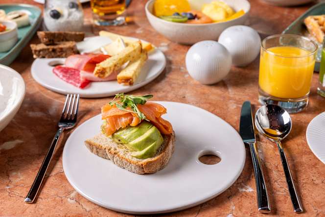 Dramatics Restaurant & Bar - 2