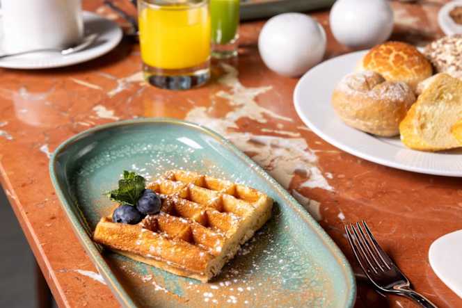 Dramatics Restaurant & Bar - 4