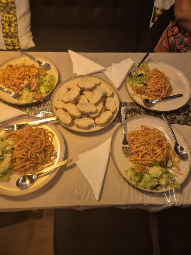 Haleta Bar & Restaurant - 5