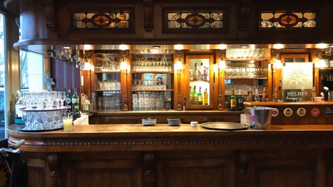 Helio's Pub - 7