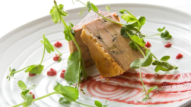 L & Luy au Château d'Ygrande - 3