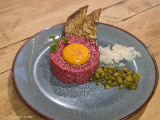 Super Brothers Arms - 5