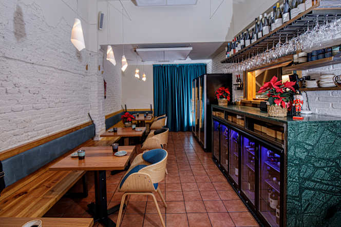 CruiX Restaurant - 3