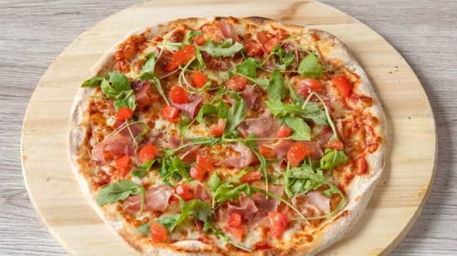 La Herradura Pizza Bar - 8