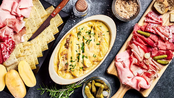 Les Fondus de la Raclette Bruxelles - 1