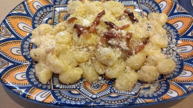 Pizza e Pasta Bistrot - 1