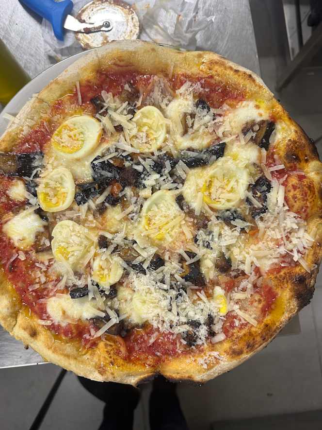 Pizza e Pasta Bistrot - 1