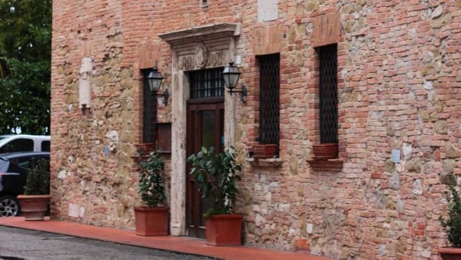 La Villa - 0