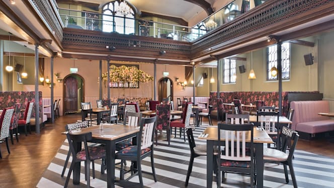 Slug and Lettuce Fareham - 9