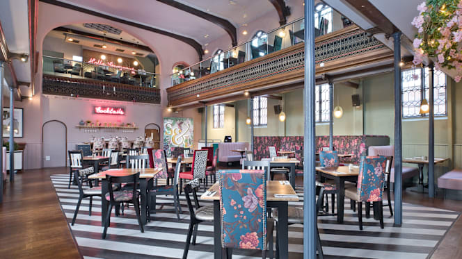 Slug and Lettuce Fareham - 4