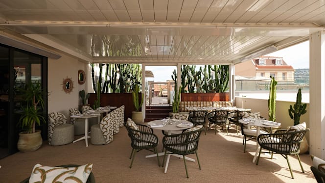 Restaurant Panoramique by Le Roof - 2