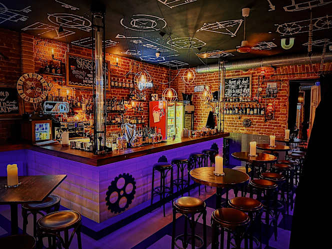 Steam Bar Cocktail Bar - 9