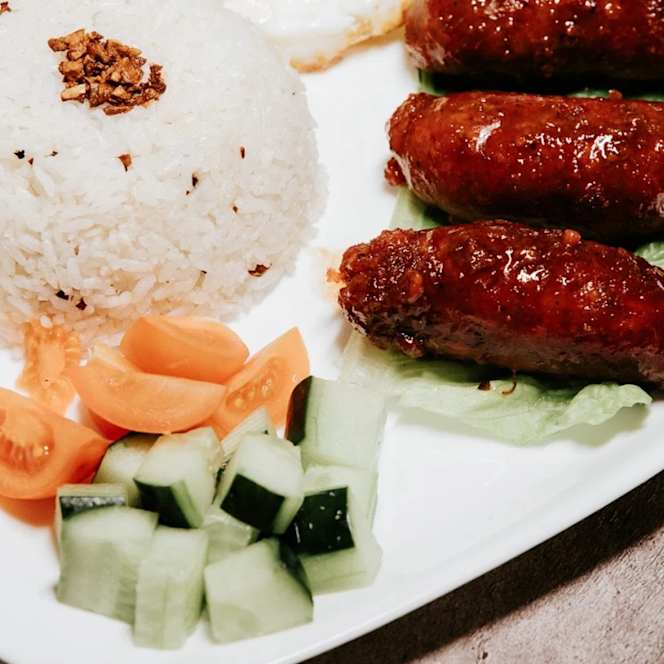 Neighborhood Filipino Restaurant Aurelia - 7