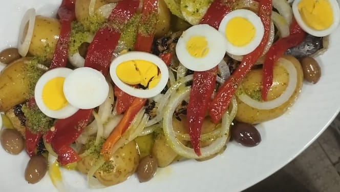 Blossom Restaurant - 5