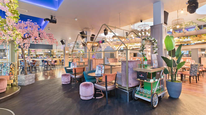 Slug and Lettuce Durham - 6