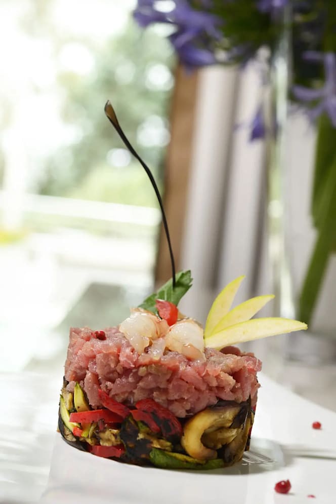 Executive Lounge Restaurant - 8