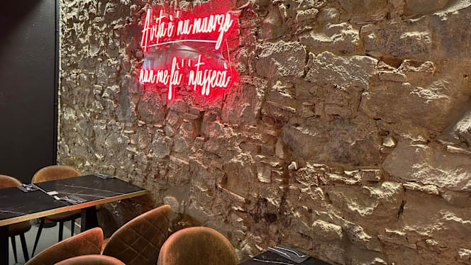 Pizzeria Napoletana A33 - 4