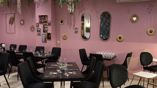 Namaste - Fusion Food & Chill Club - 2