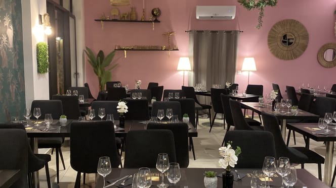 Namaste - Fusion Food & Chill Club - 3