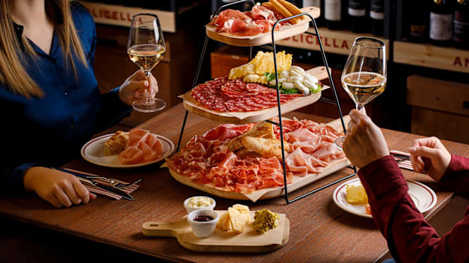 Signorvino - Torino Piazza Vittorio Veneto - 5