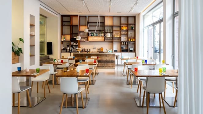 Trattoria Senza - 9